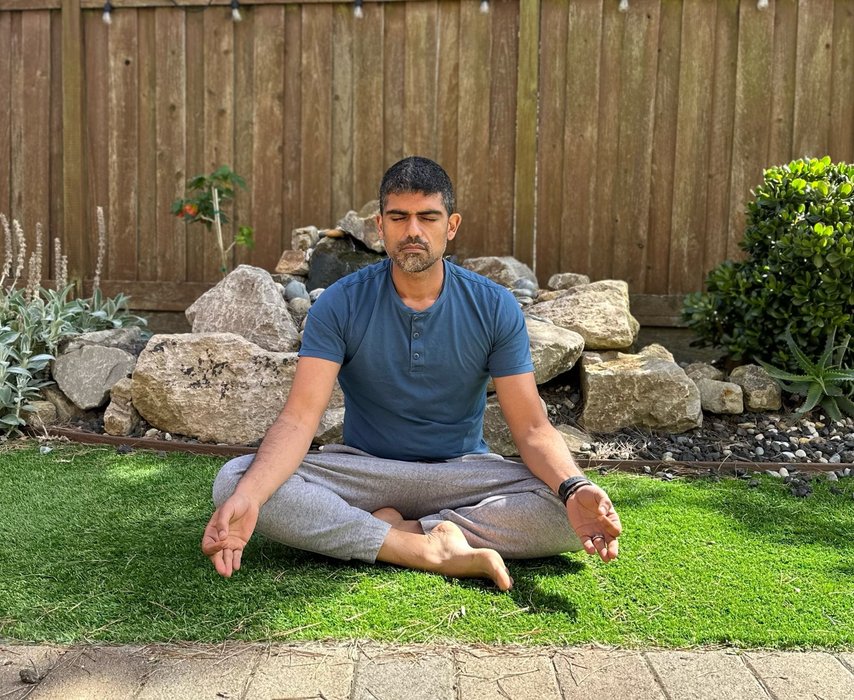 Dr. Rak in meditation